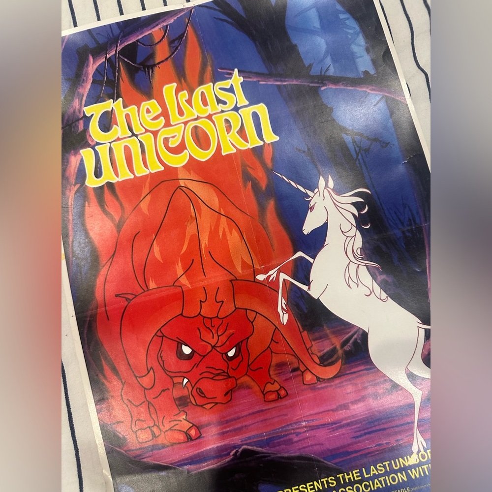 Vintage The Last Unicorn Poster - White, Red, Blue, Purple, Yellow - Picture 4 of 16